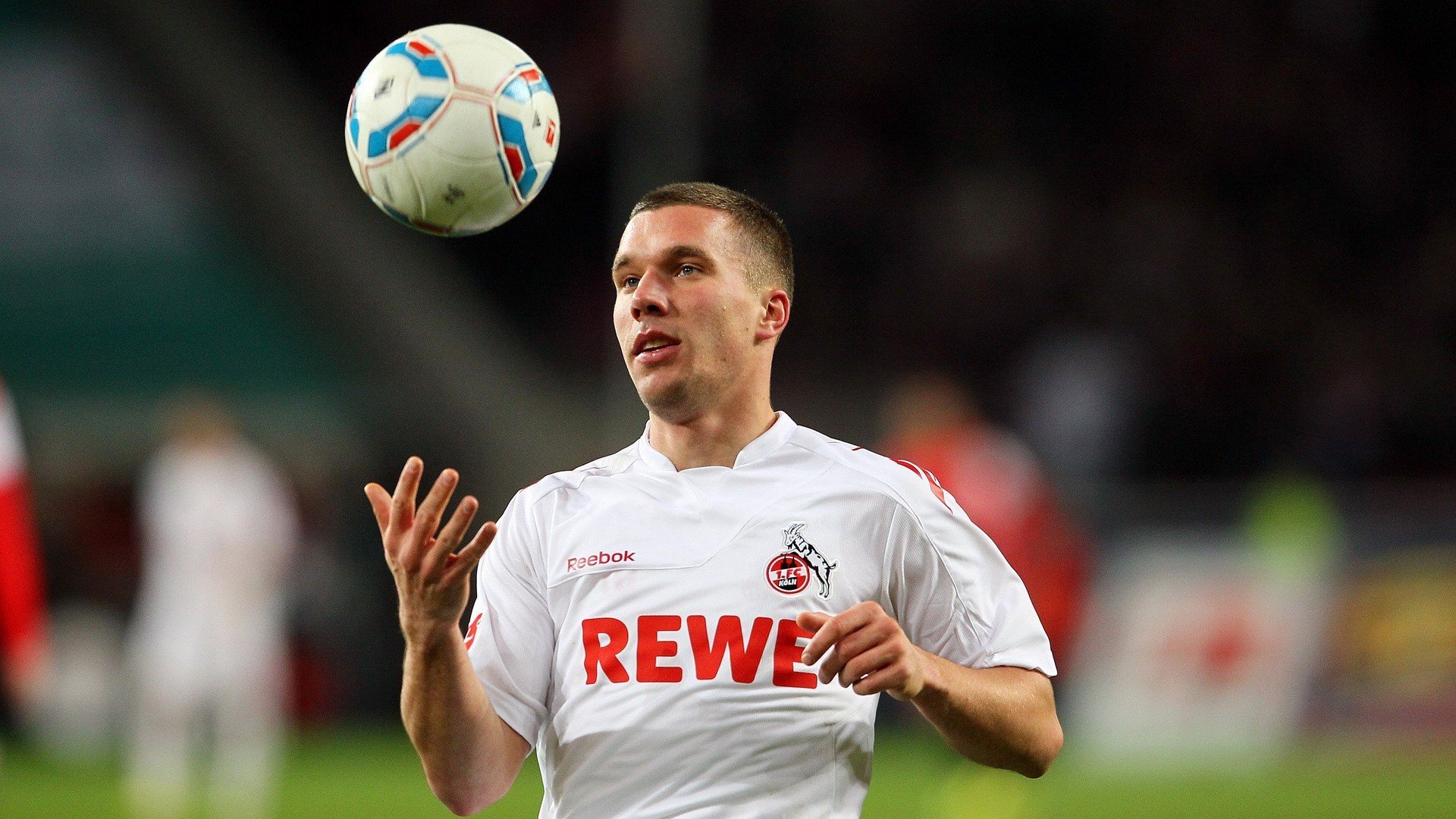 绿茵场上的地缘隐喻,当喀麦隆的节奏踏平乌克兰,贝林厄姆的时代已然降临